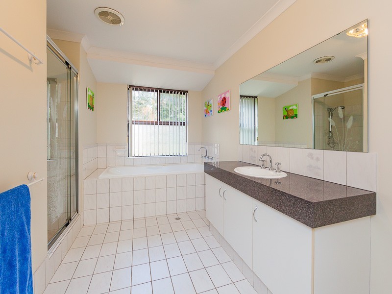 9 Cooper Court, Wellard WA 6170