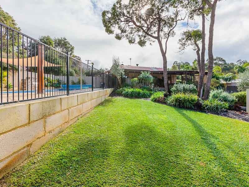 9 Cooper Court, Wellard WA 6170