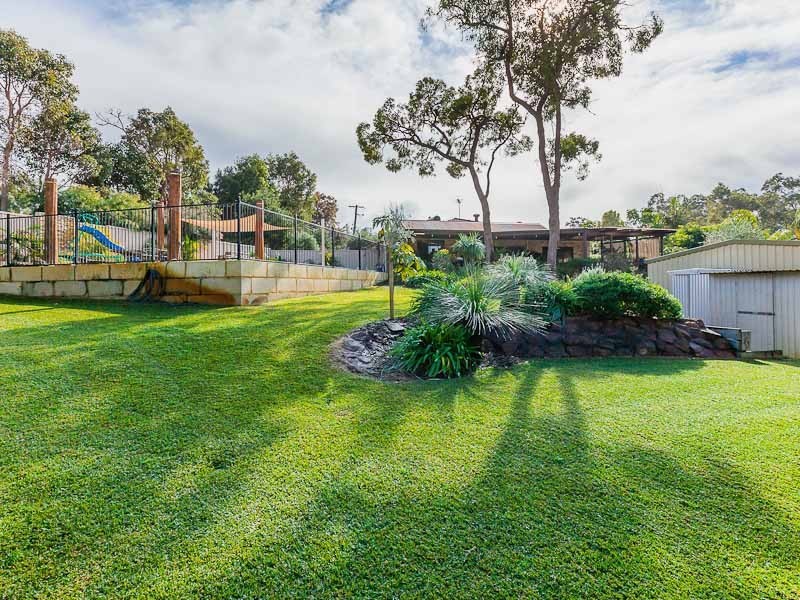 9 Cooper Court, Wellard WA 6170