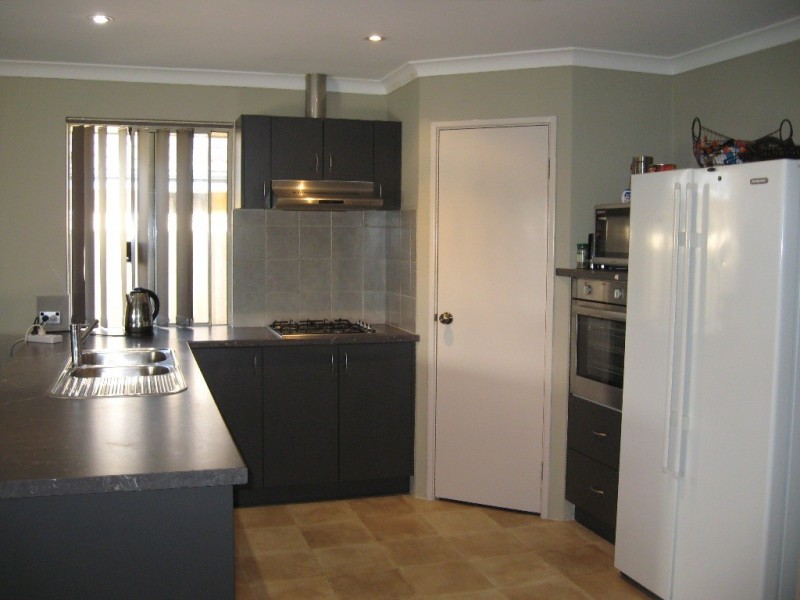72 Price Parkway, Bertram WA 6167