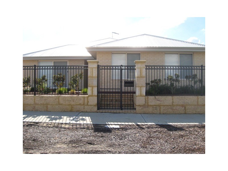 1 Antrim Way, Bertram WA 6167