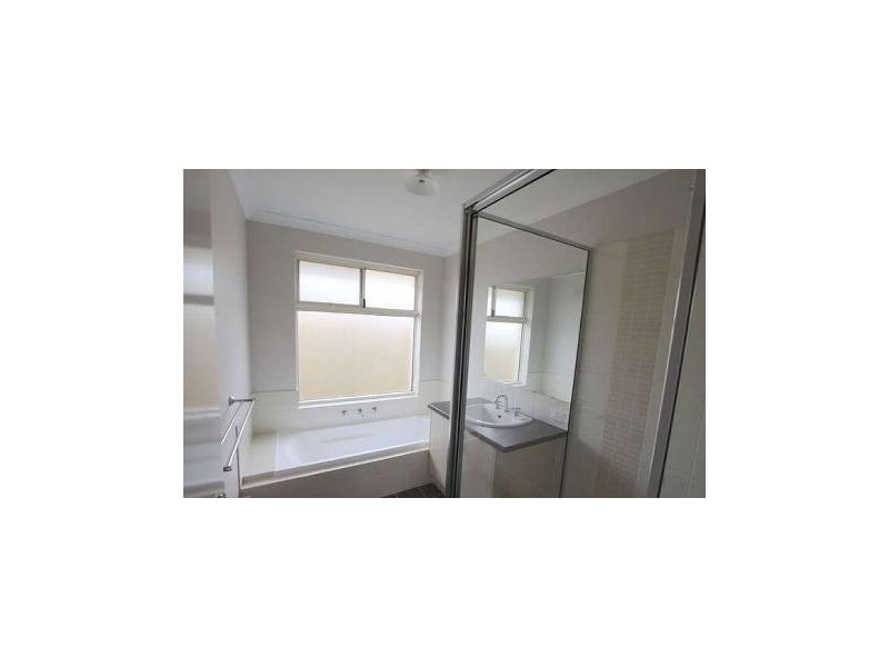 1 Antrim Way, Bertram WA 6167