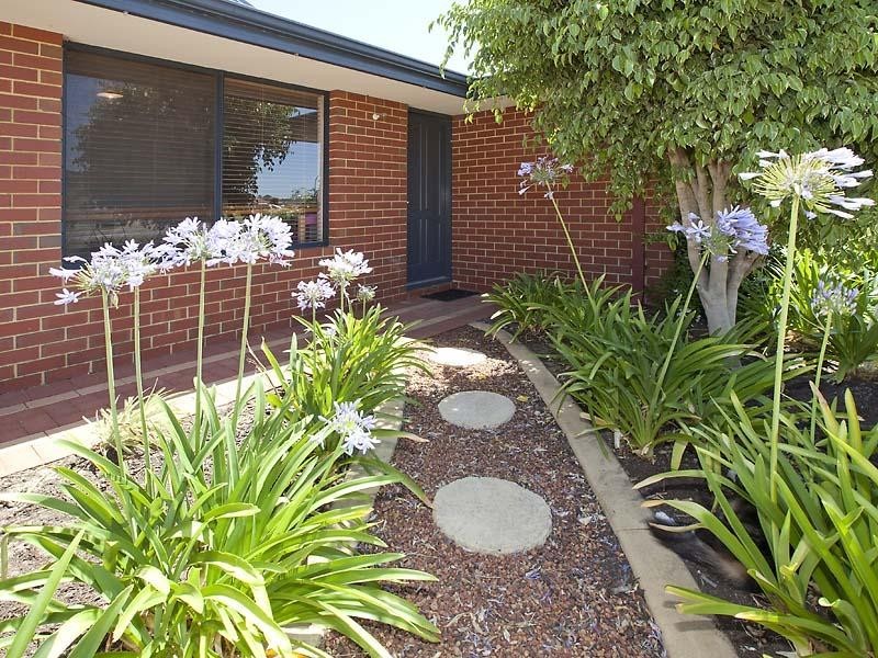 1 Whiteman Crescent, Bertram WA 6167