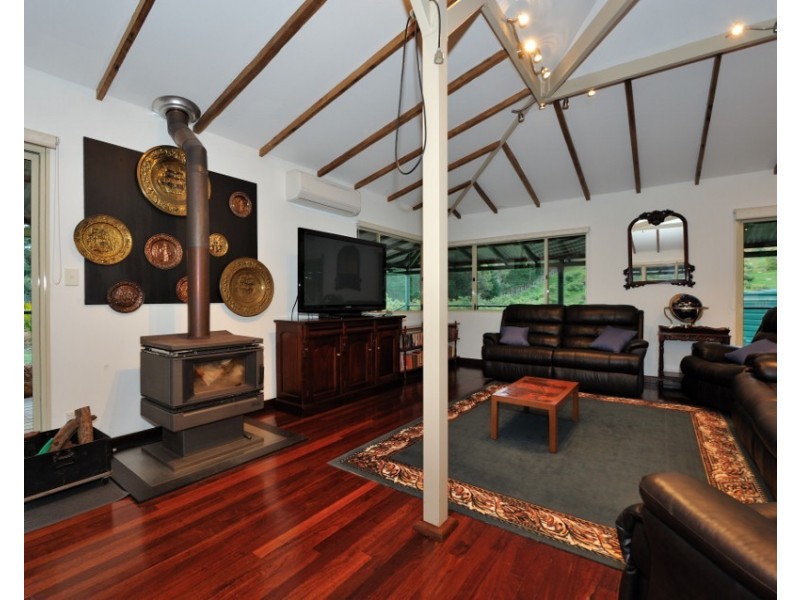 64 Canns Road, Bedfordale WA 6112