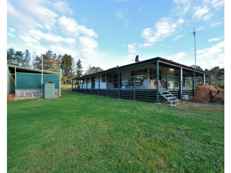 64 Canns Road, Bedfordale WA 6112