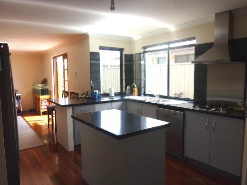 23 Surbiton Approach, Wellard WA 6170