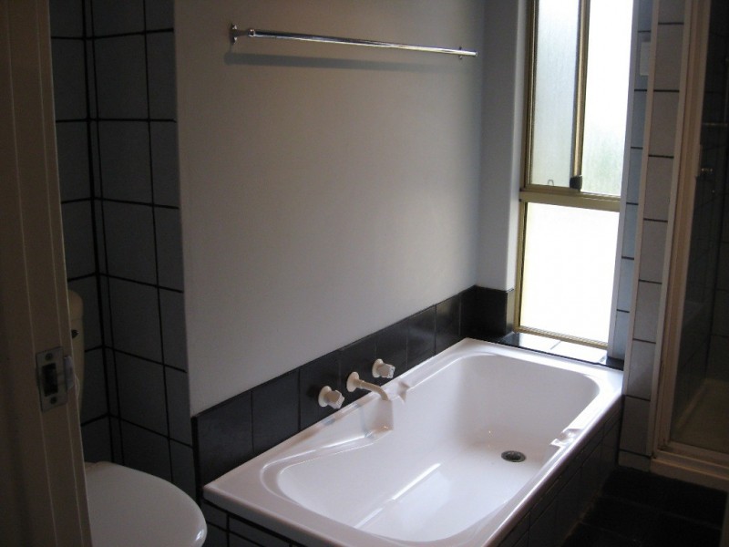 39 Parkway Gardens, Parmelia WA 6167