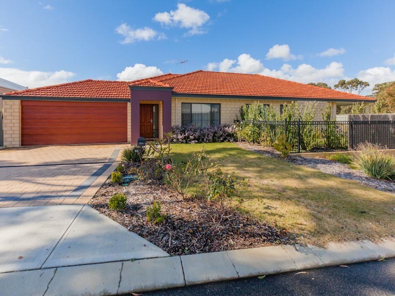 152 Runnymede Gate, Leda WA 6170