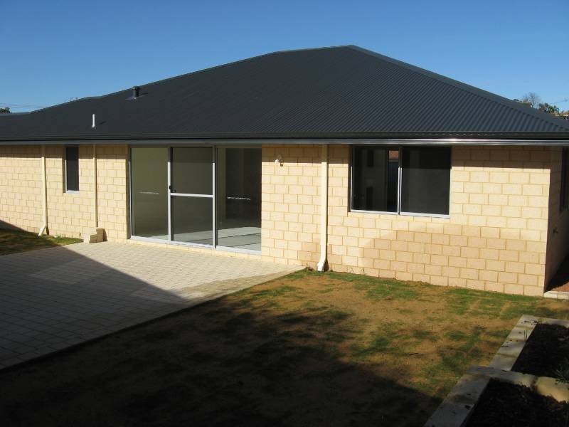 13A Warner Road, Parmelia WA 6167