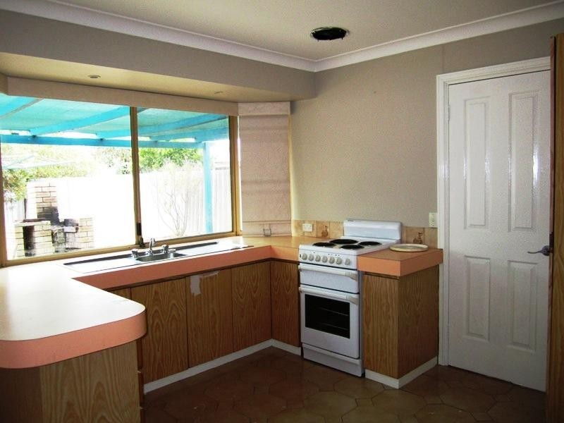 22 Broadwater Gardens, South Lake WA 6164