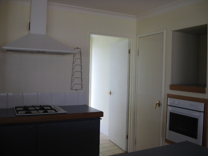 8 Liddington Rise, Leda WA 6170