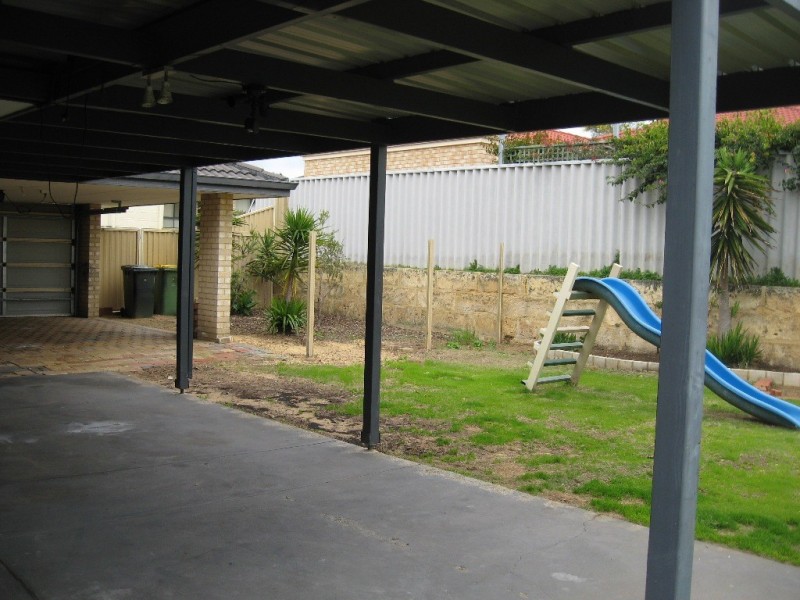 8 Liddington Rise, Leda WA 6170