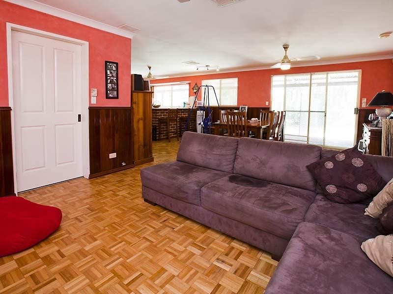 21 Silversmith Street, Wellard WA 6170