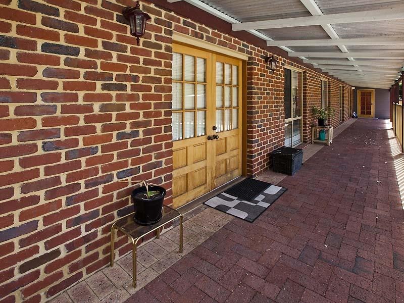 21 Silversmith Street, Wellard WA 6170