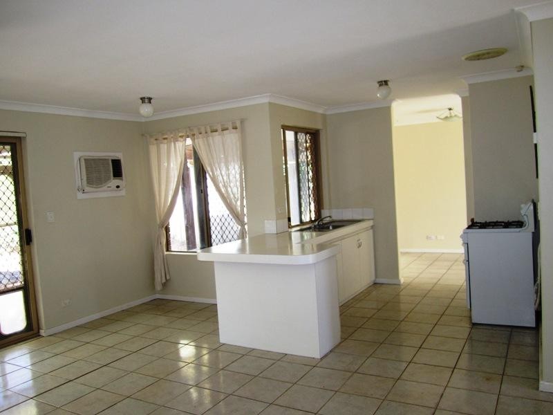 20 Arcaman Place, South Lake WA 6164