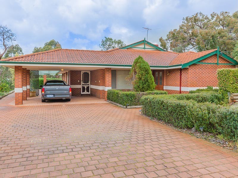 4 Glazier Grove, Wellard WA 6170