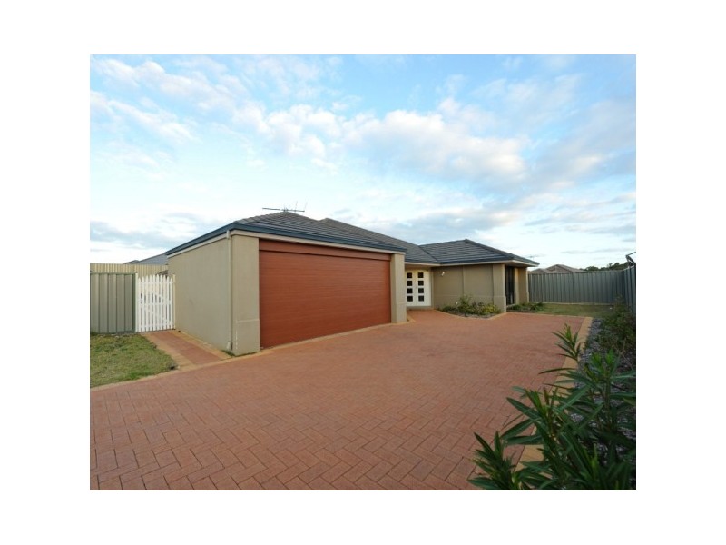 7 Taunton Mews, Leda WA 6170