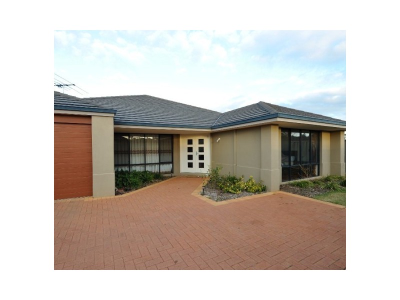 7 Taunton Mews, Leda WA 6170