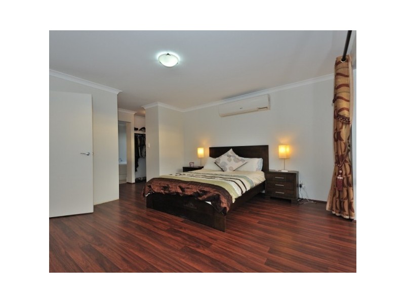 7 Taunton Mews, Leda WA 6170