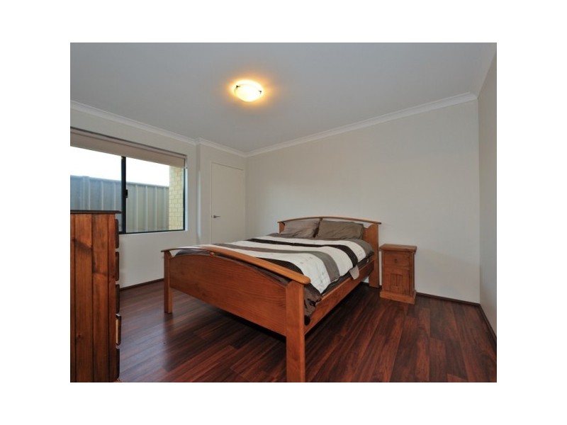 7 Taunton Mews, Leda WA 6170