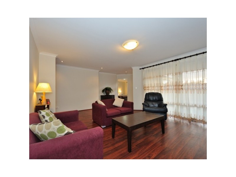 7 Taunton Mews, Leda WA 6170