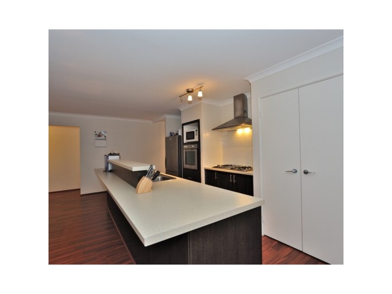 7 Taunton Mews, Leda WA 6170