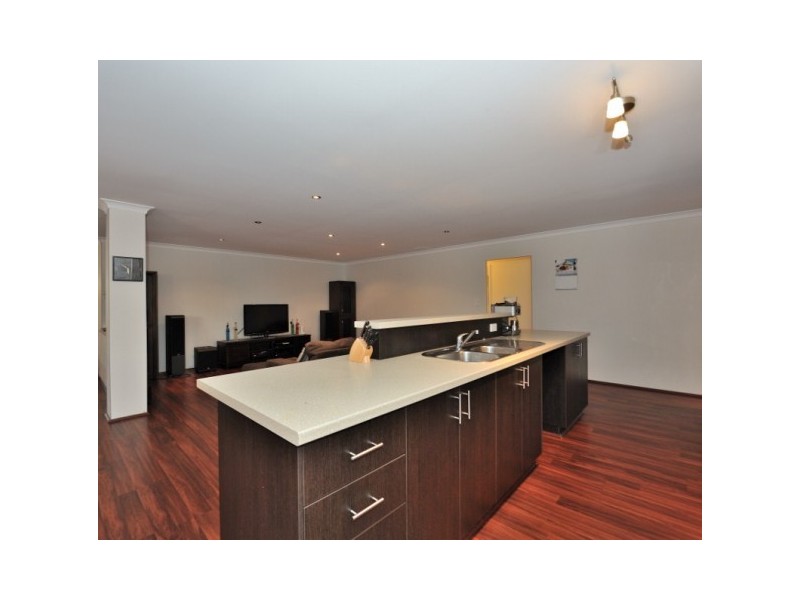 7 Taunton Mews, Leda WA 6170