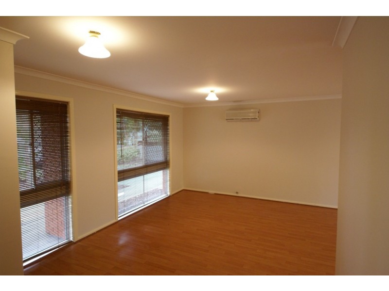 17 Parmelia Avenue, Parmelia WA 6167