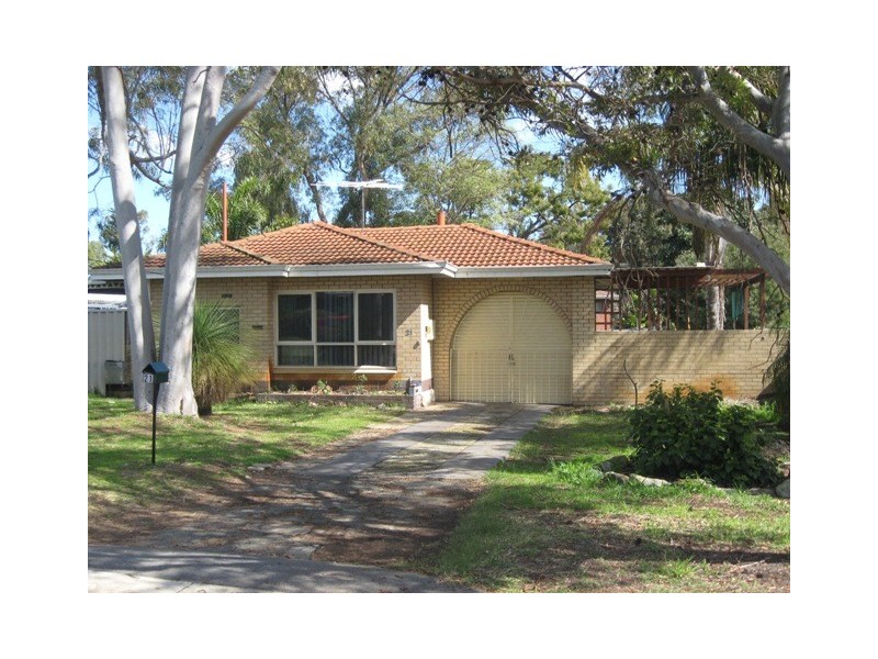 21 Clark Way, Orelia WA 6167