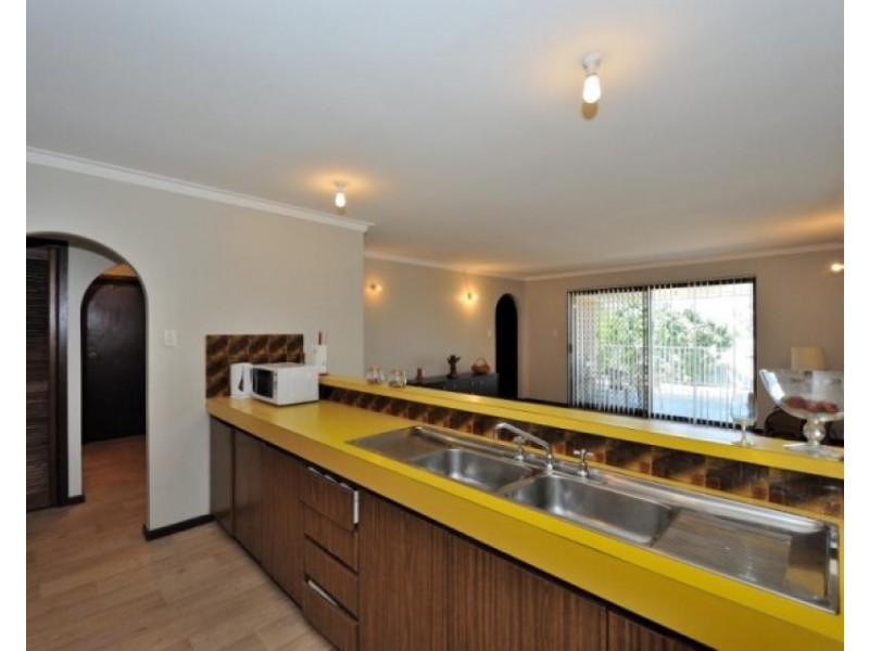 23 McKean Way, Parmelia WA 6167