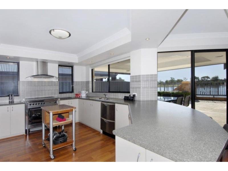 37 Rivergums Boulevard, Baldivis WA 6171