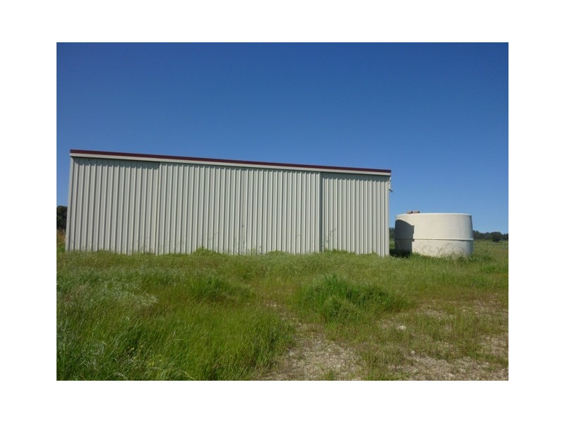 2 Mundijong Road, Baldivis WA 6171