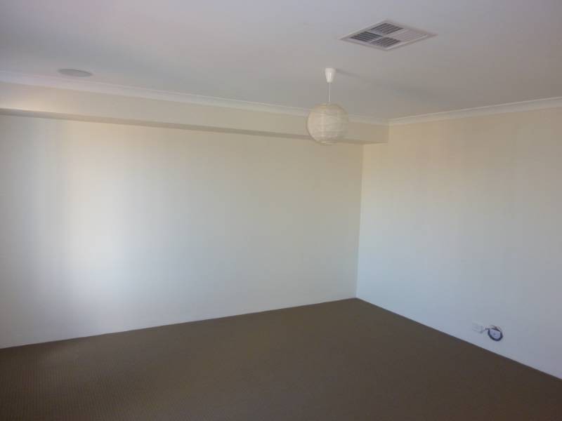 17 Wallingford Crescent, Wellard WA 6170