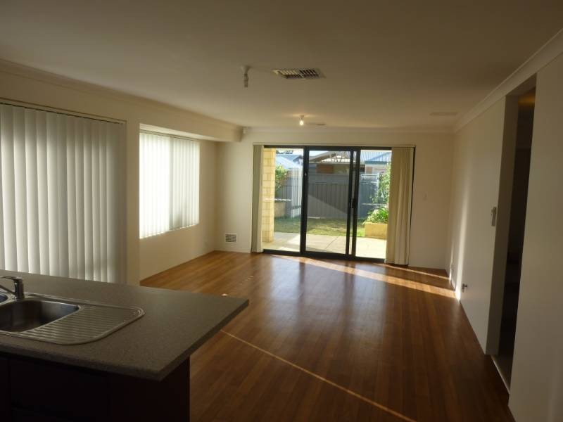 17 Wallingford Crescent, Wellard WA 6170