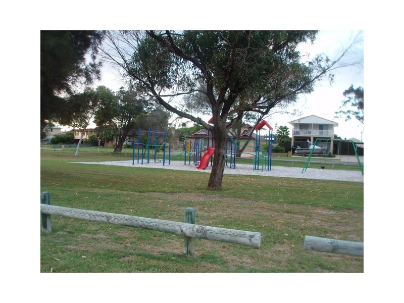 12 June Road, Safety Bay WA 6169