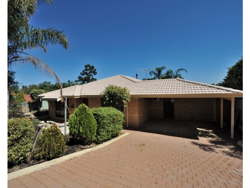 30 Perham Crescent, Leda WA 6170