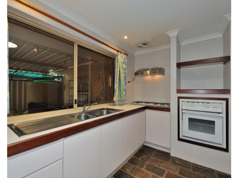 30 Perham Crescent, Leda WA 6170