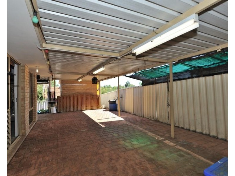 30 Perham Crescent, Leda WA 6170