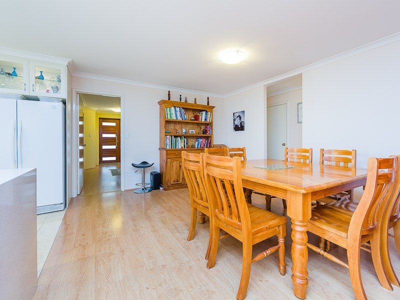 1 Robbins Retreat, Leda WA 6170