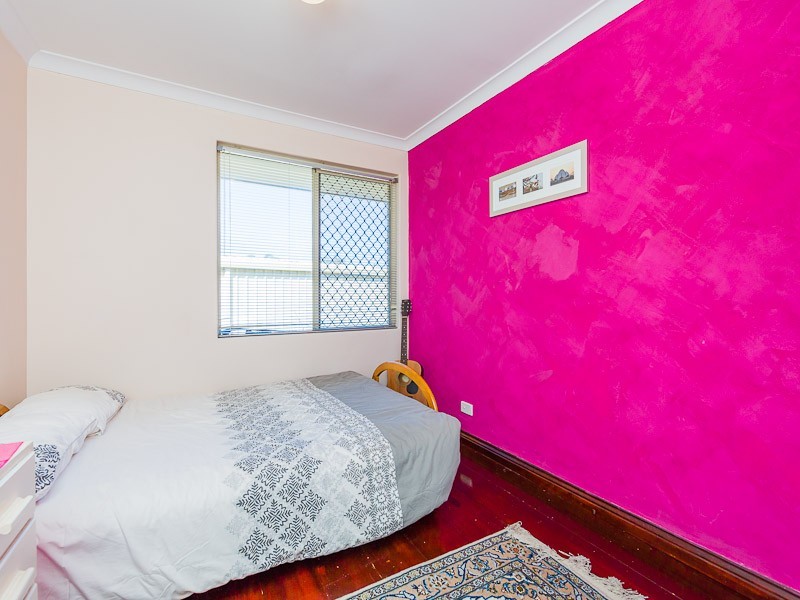 1 Robbins Retreat, Leda WA 6170