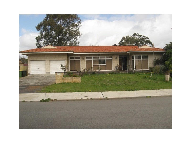 22 Brookes Way, Calista WA 6167