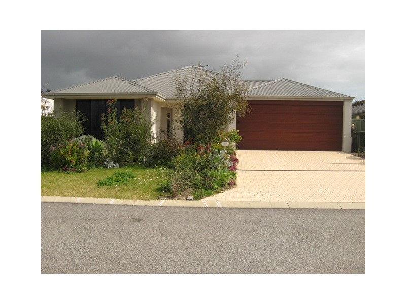 10 Eton Court, Parmelia WA 6167
