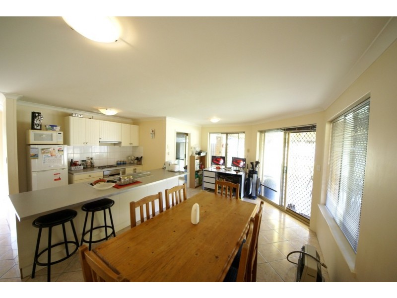 13 Fidler Court, Parmelia WA 6167
