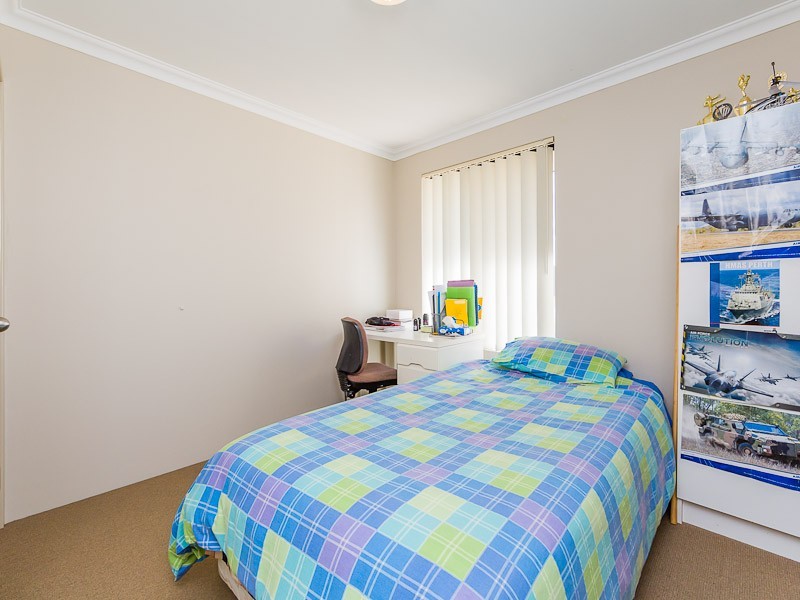 1 Chertsey Way, Wellard WA 6170