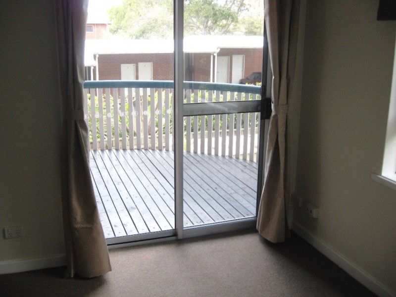 8/10 Prescott Place, Orelia WA 6167