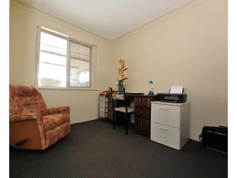 11 Shortland Way, Girrawheen WA 6064