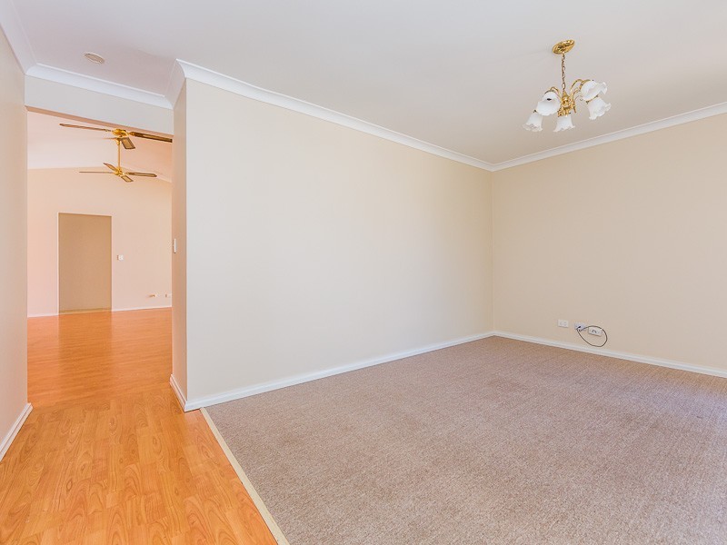 7 Kongal Heights, Leda WA 6170