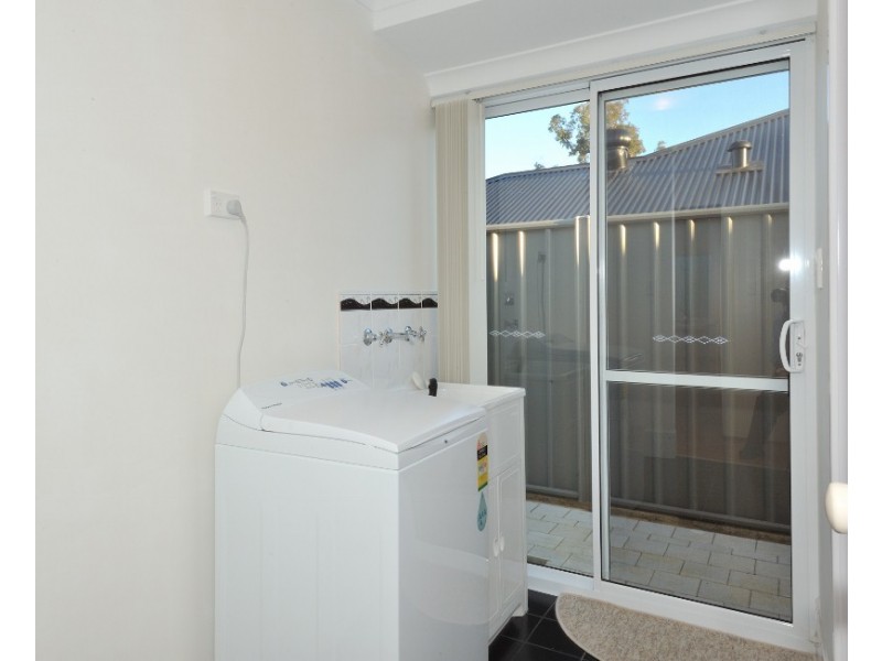 9 Westport Link, Leda WA 6170