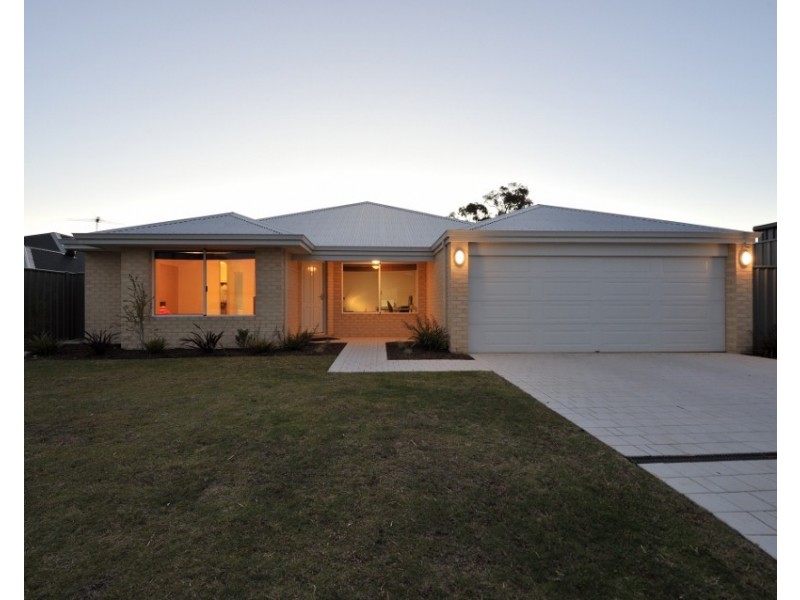 9 Westport Link, Leda WA 6170