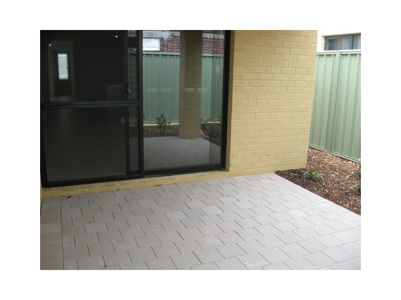 19 Meridian Way, Kwinana Town Centre WA 6167